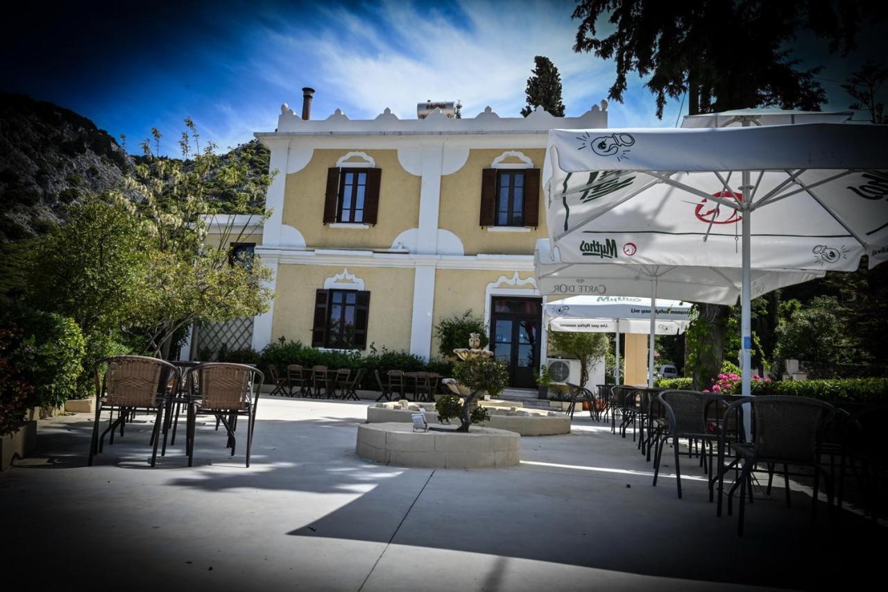 Nymph Hotel Sálakos Екстериор снимка