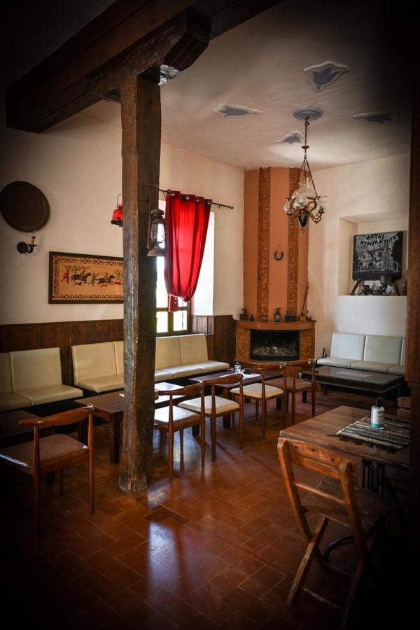 Nymph Hotel Sálakos Екстериор снимка